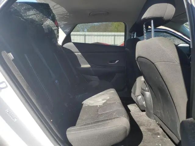 2024 HYUNDAI ELANTRA BLUE  