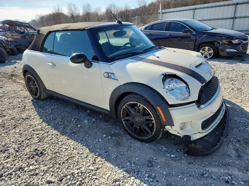 2014 MINI COOPER S  