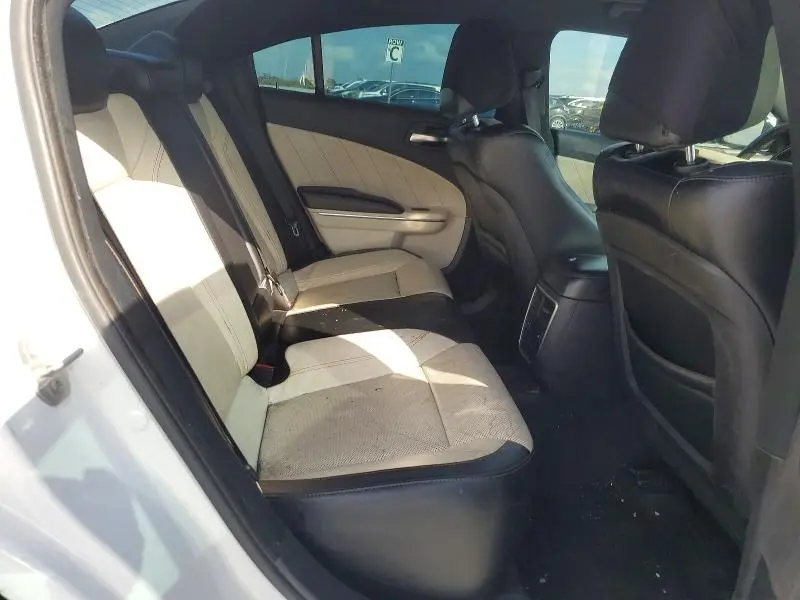 2015 DODGE CHARGER SXT  