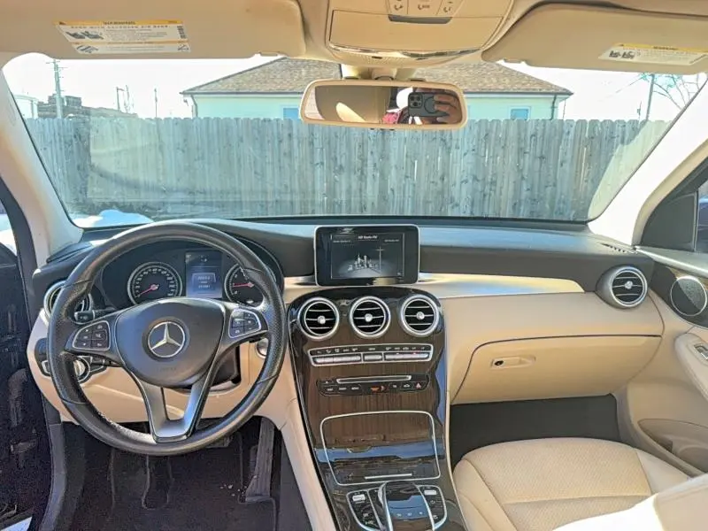 2016 MERCEDES-BENZ GLC 300  