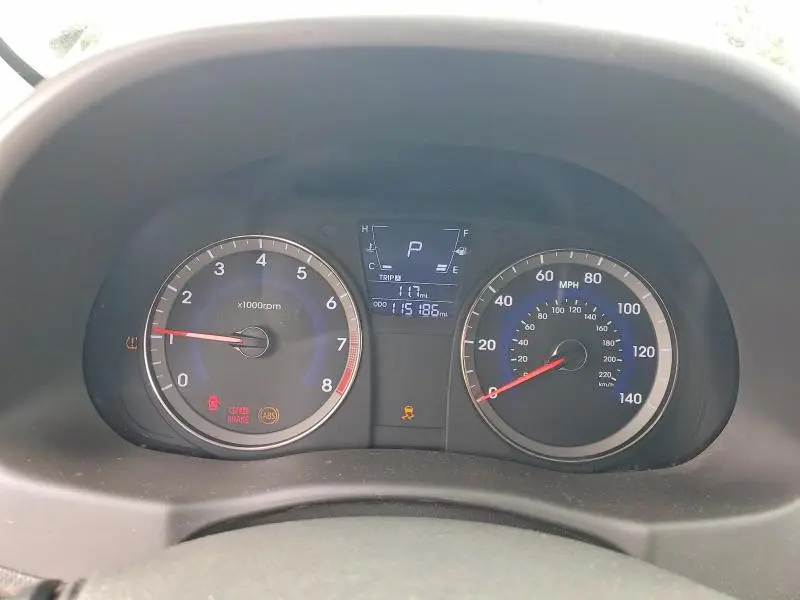 2012 HYUNDAI ACCENT GLS  