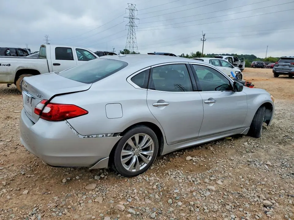 2012 INFINITI M37 X  