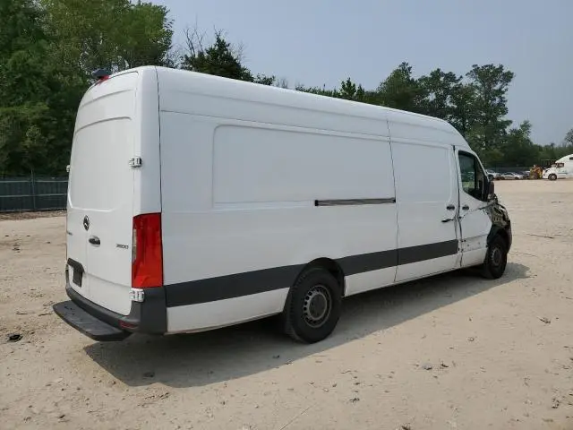 2021 MERCEDES-BENZ SPRINTER 2500  