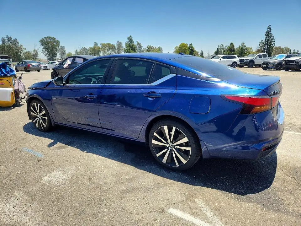 2020 NISSAN ALTIMA SR  