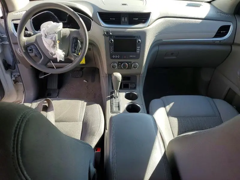 2015 CHEVROLET TRAVERSE LS  