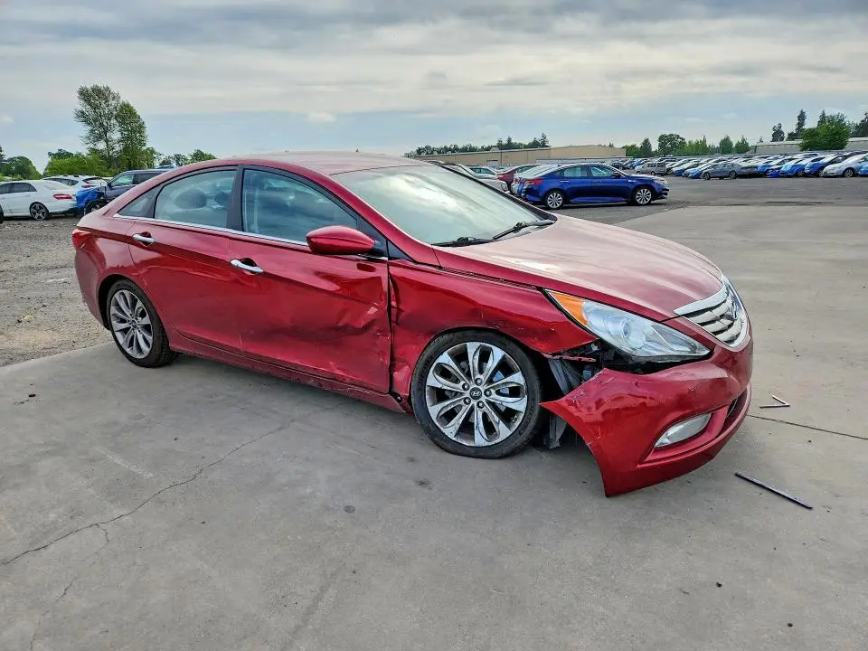 2013 HYUNDAI SONATA SE  