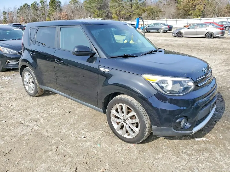 2017 KIA SOUL +  