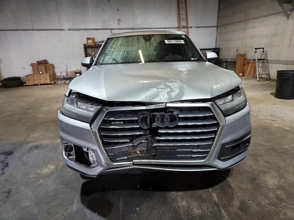 2017 AUDI Q7 PRESTIGE  