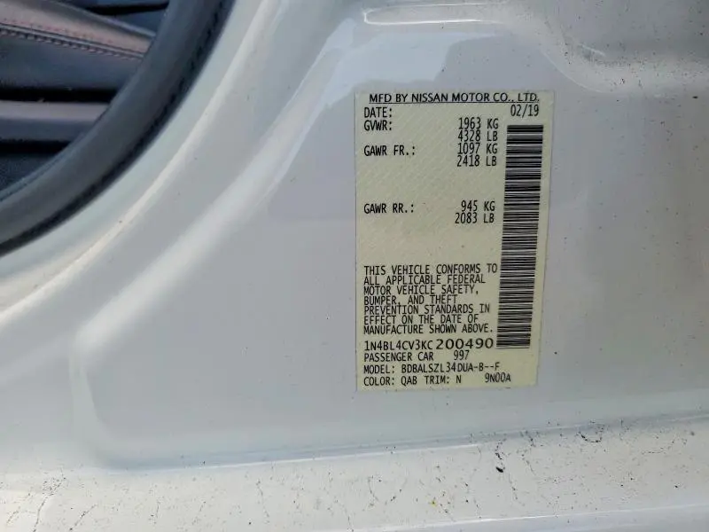 2019 NISSAN ALTIMA SR  