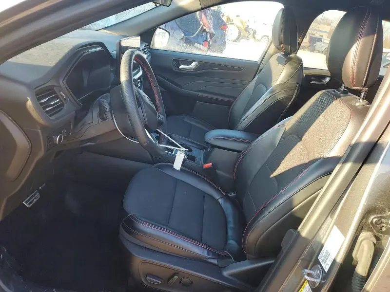 2023 FORD ESCAPE ST LINE  