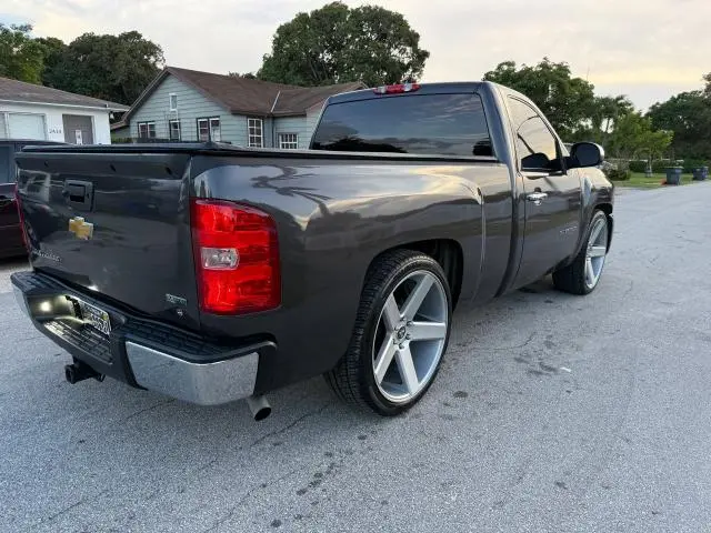 2011 CHEVROLET SILVERADO K1500 LT  