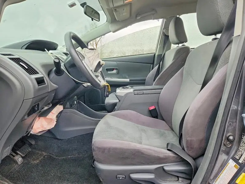 2012 TOYOTA PRIUS V   