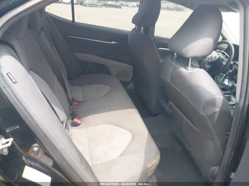 2019 TOYOTA CAMRY LE