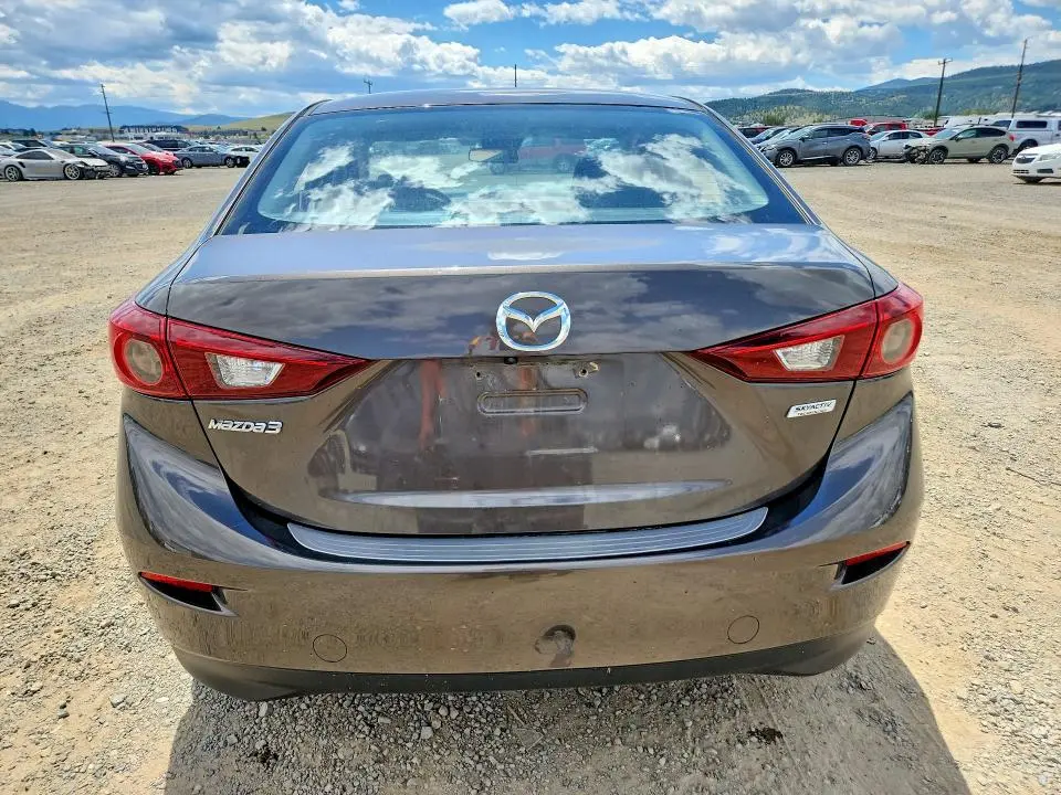 2017 MAZDA 3 TOURING  