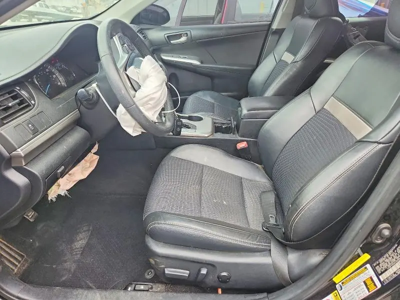 2012 TOYOTA CAMRY SE  