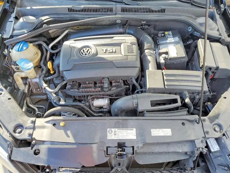 2016 VOLKSWAGEN JETTA SPORT  