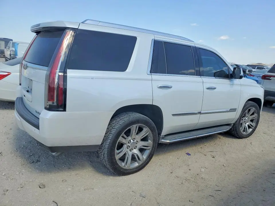2016 CADILLAC ESCALADE LUXURY  