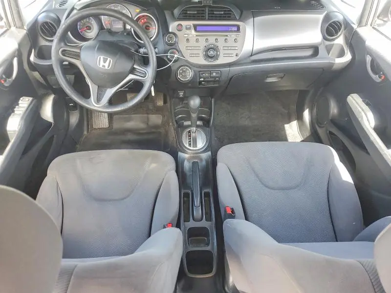 2010 HONDA FIT   