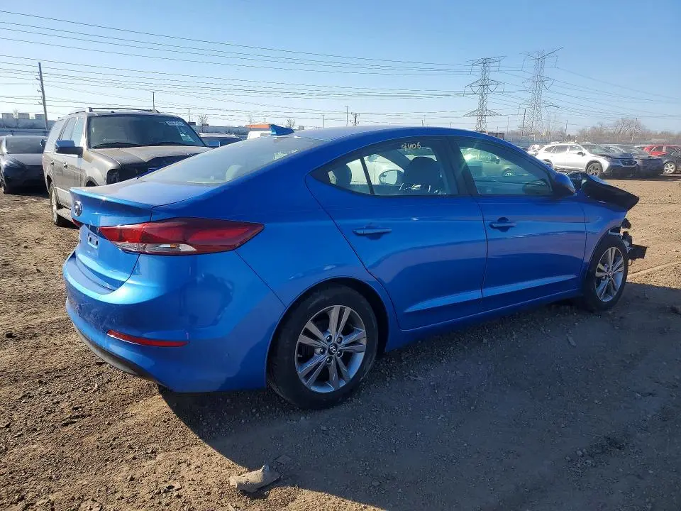 2017 HYUNDAI ELANTRA SE  
