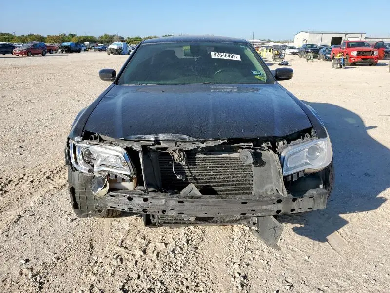 2016 CHRYSLER 300 LIMITED  