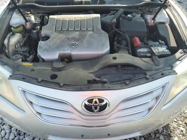 2011 TOYOTA CAMRY SE  