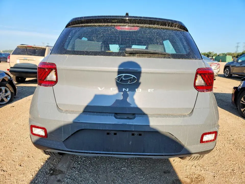 2022 HYUNDAI VENUE LIMITED  