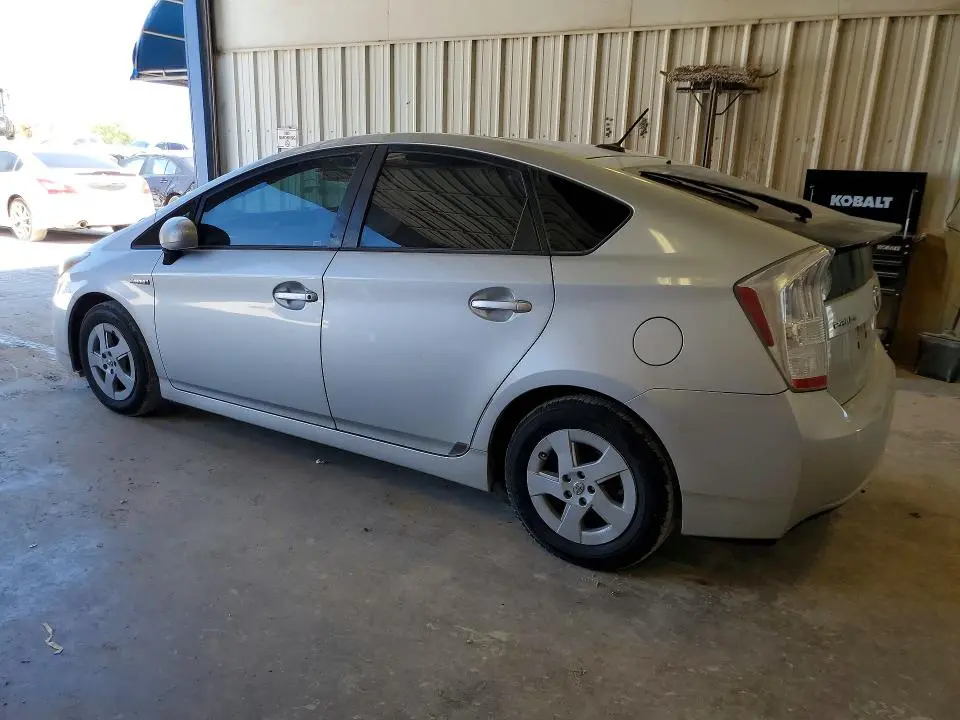 2011 TOYOTA PRIUS THREE  