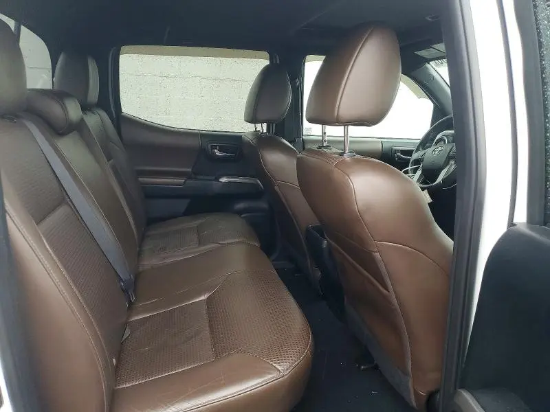 2017 TOYOTA TACOMA LIMITED  