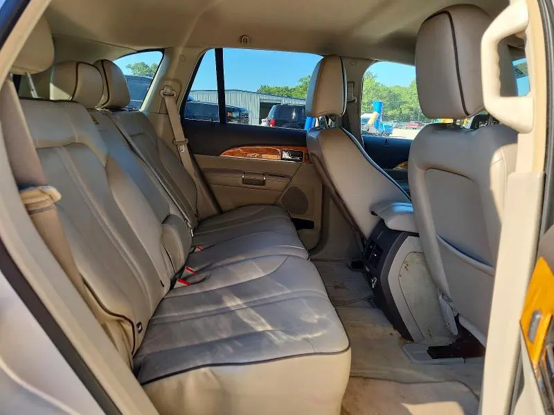 2011 LINCOLN MKX   