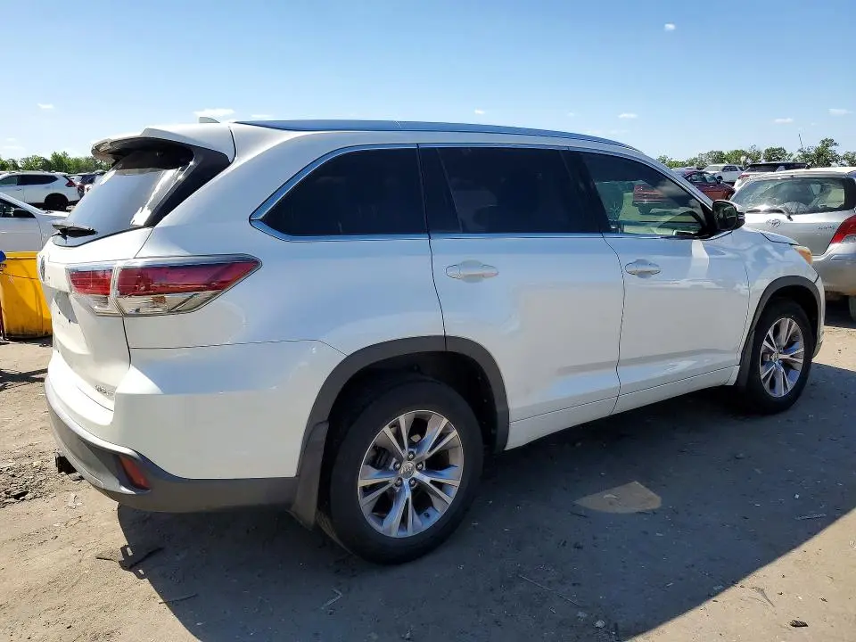 2015 TOYOTA HIGHLANDER XLE  