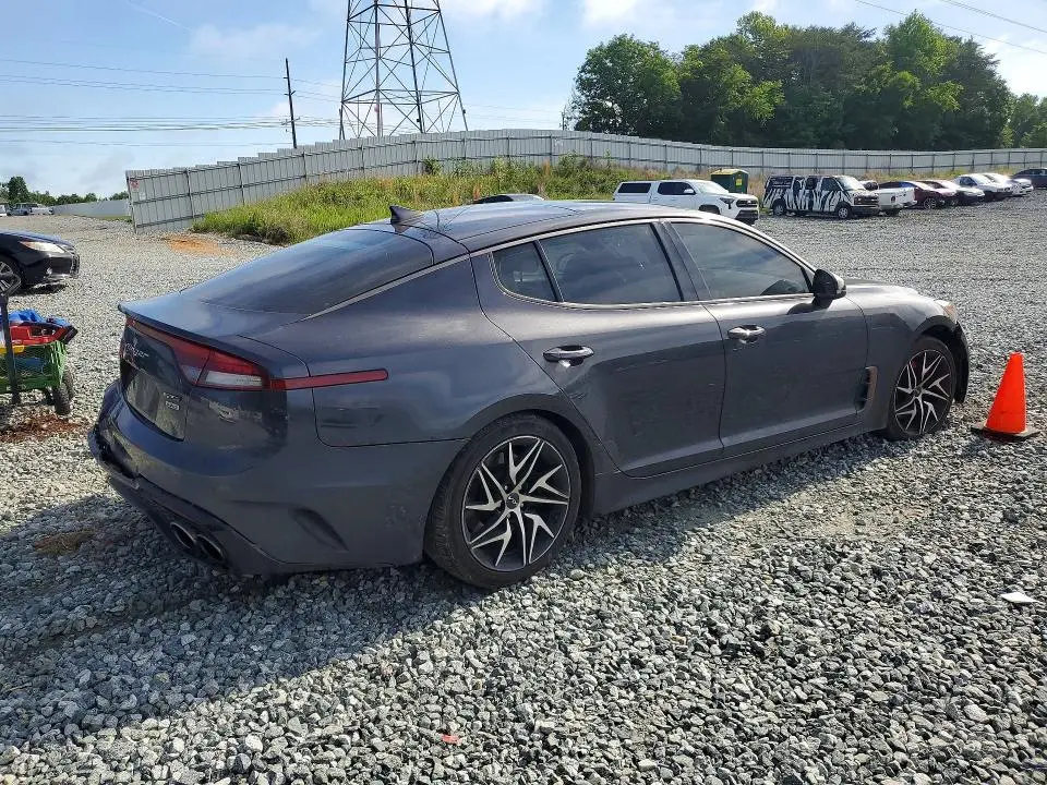 2022 KIA STINGER GT LINE  