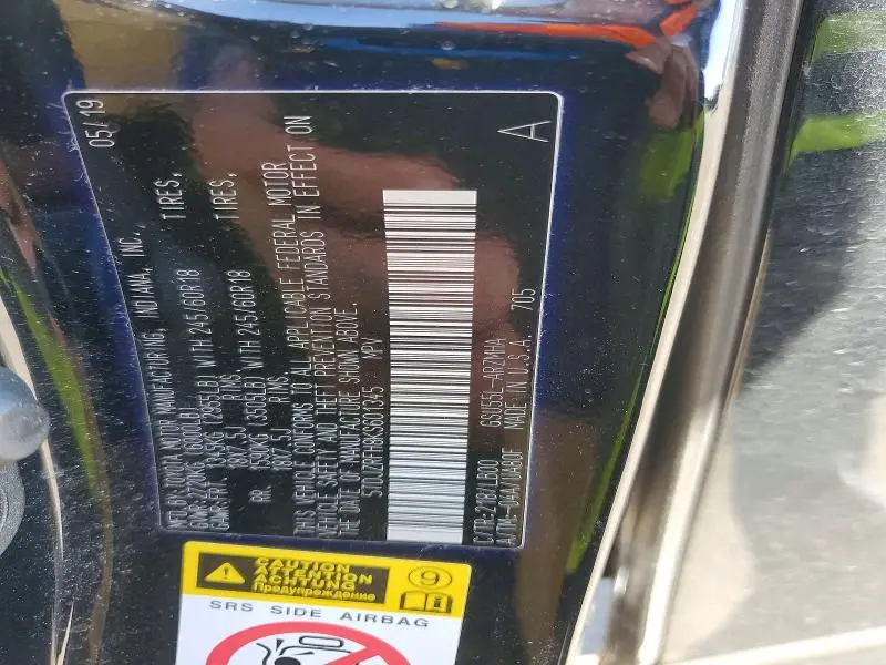 2019 TOYOTA HIGHLANDER SE  