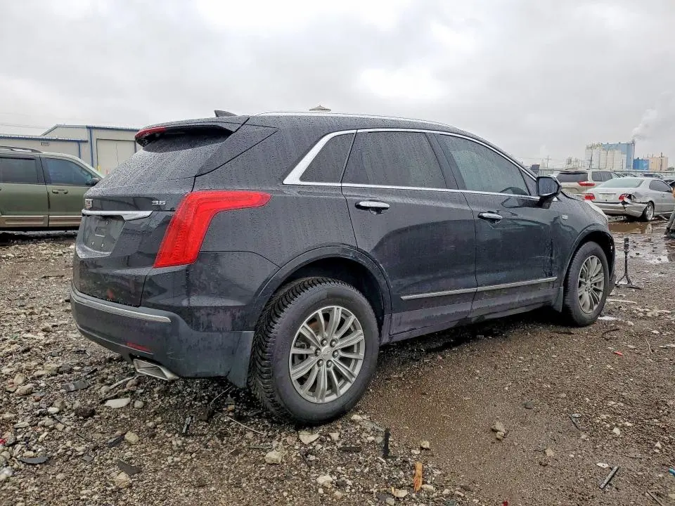 2017 CADILLAC XT5 LUXURY  