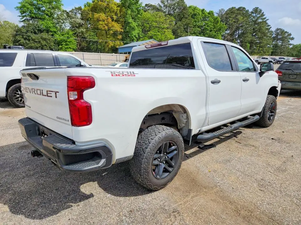 2021 CHEVROLET SILVERADO K1500 TRAIL BOSS CUSTOM  