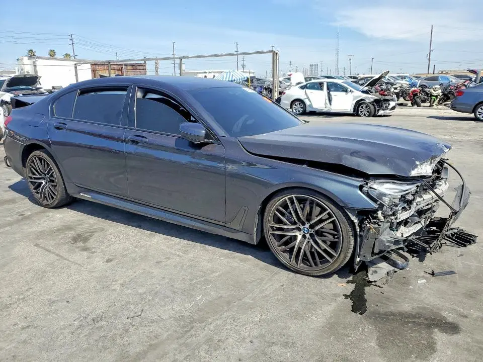 2019 BMW 750 I  