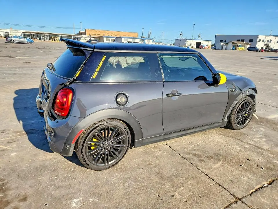 2015 MINI COOPER S  