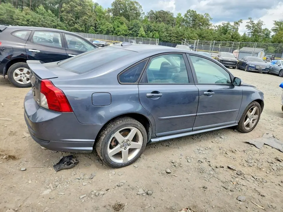 2010 VOLVO S40 T5  