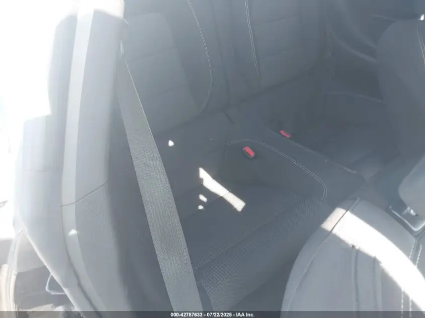 2015 FORD MUSTANG V6