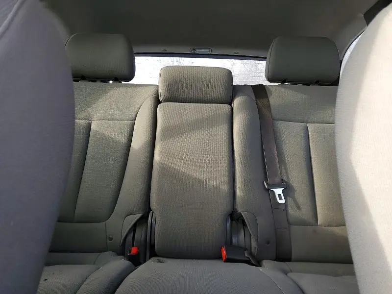 2010 HYUNDAI SANTA FE GLS  