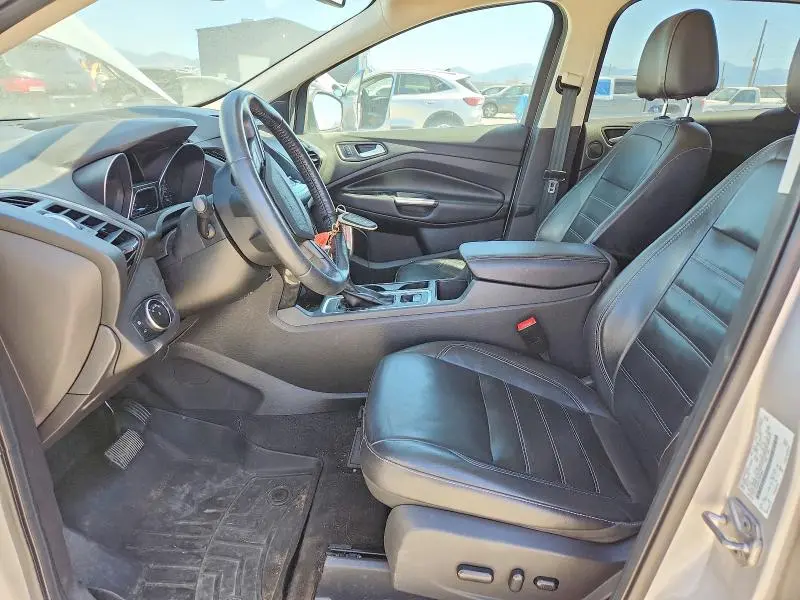 2017 FORD ESCAPE TITANIUM  