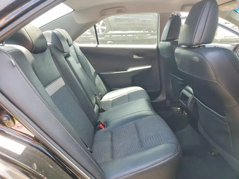 2013 TOYOTA CAMRY SE  