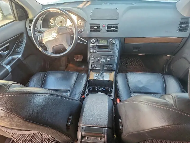 2011 VOLVO XC90 3.2  