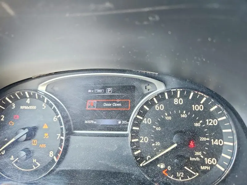 2017 NISSAN PATHFINDER SV  