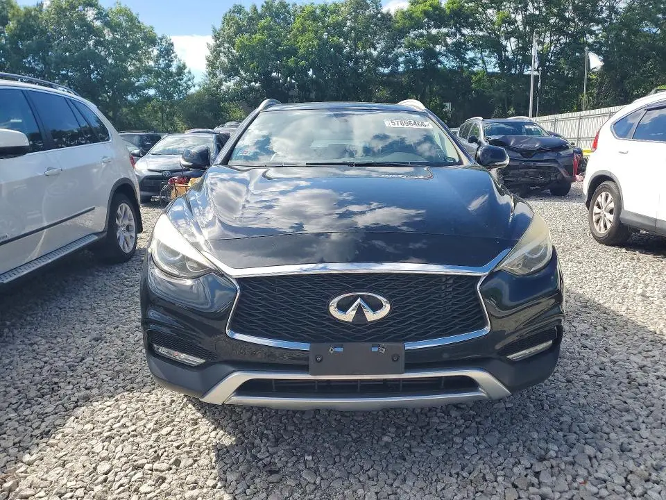 2017 INFINITI QX30 PREMIUM  