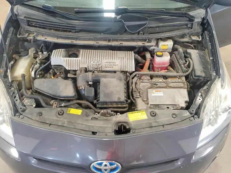 2010 TOYOTA PRIUS II  