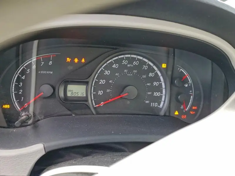 2014 TOYOTA SIENNA LE  