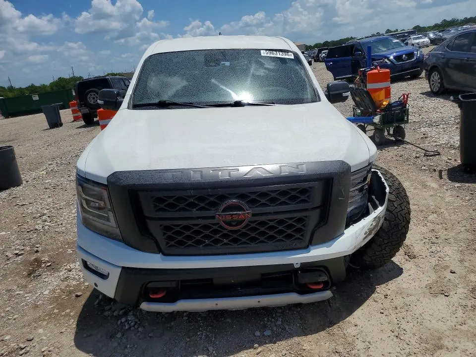2023 NISSAN TITAN PRO-4X  