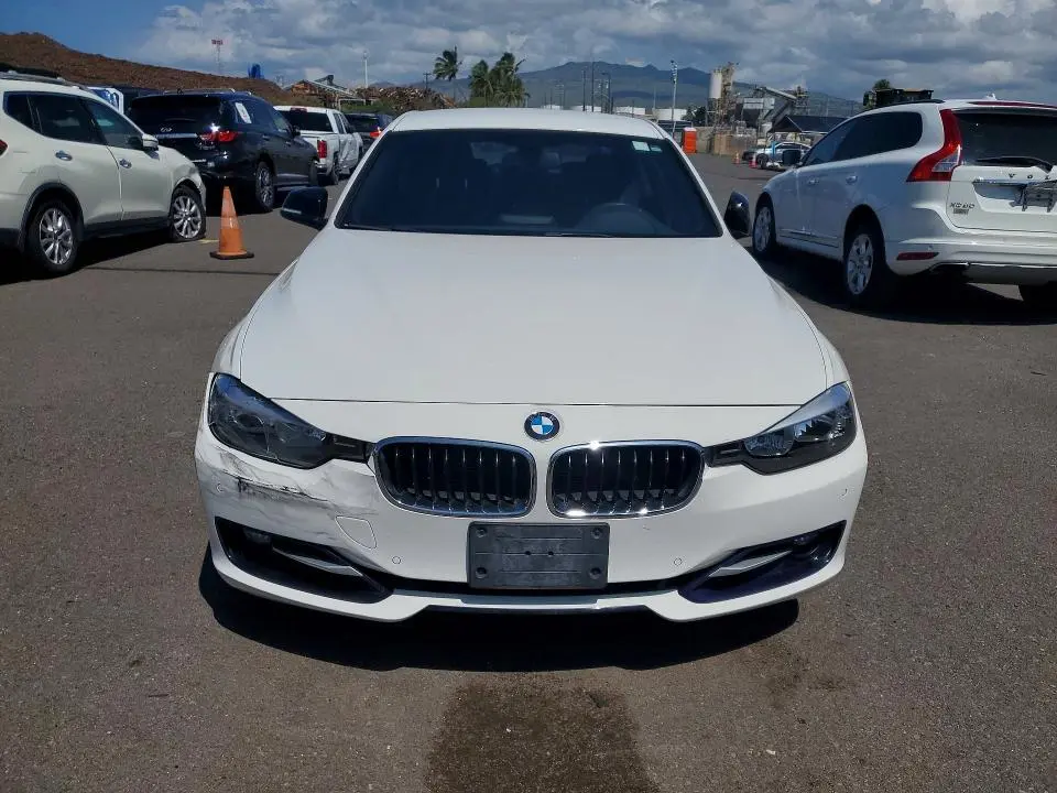 2013 BMW 328 I  