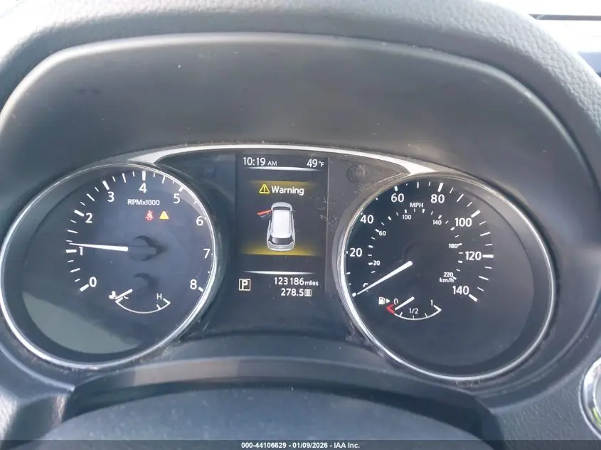 2016 NISSAN ROGUE SV