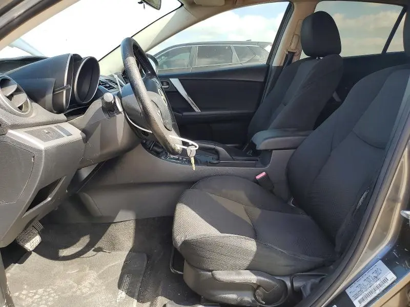2012 MAZDA 3 S  